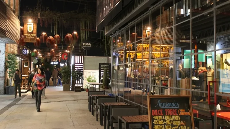 06. Güemes Street – Shopping and cafés(6)