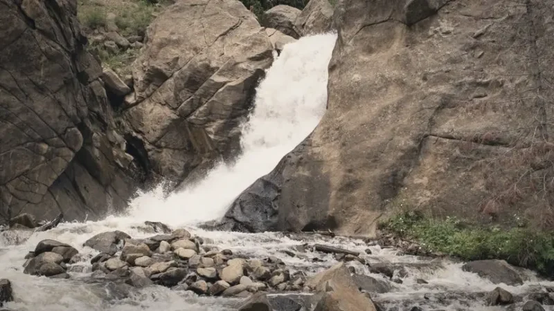 07) Boulder Falls(5)