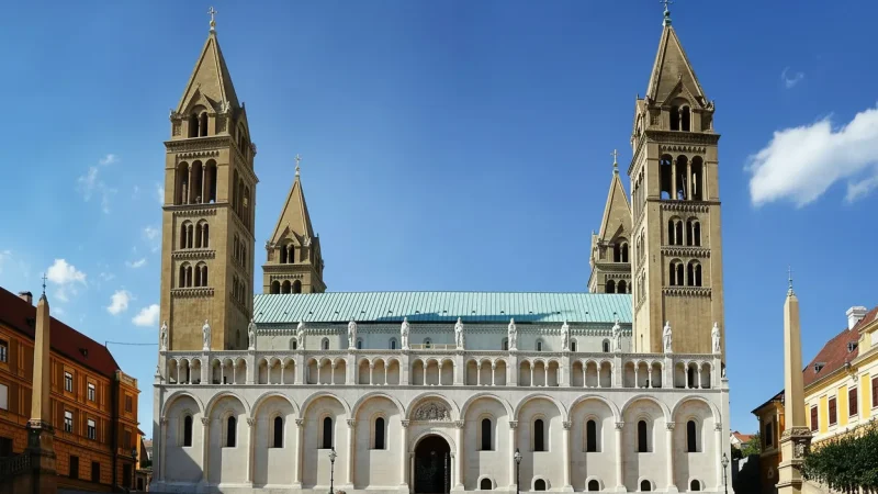 07) Cathedral Gardens(1)