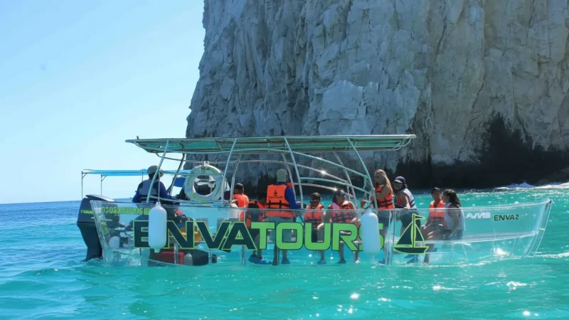 07) Glass-Bottom Boat Tours(2)