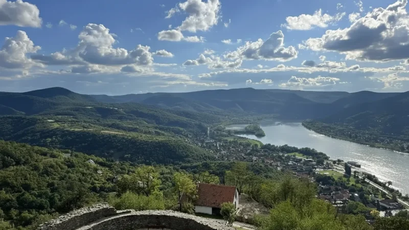 07) Hiking Trails(1)