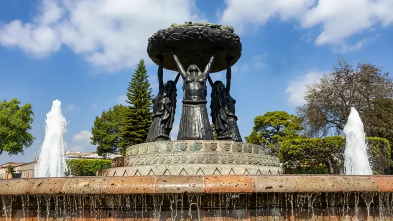 07) Las Tarascas Fountain(1)