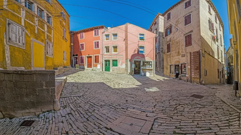 07) Old Town Squares(2)