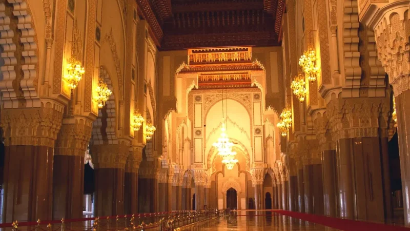 07) Prayer Hall Interior(2)
