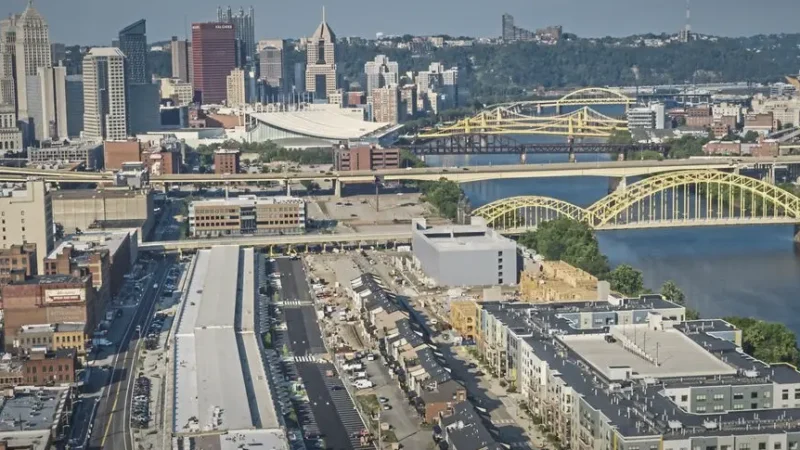 07) The Strip District(3)