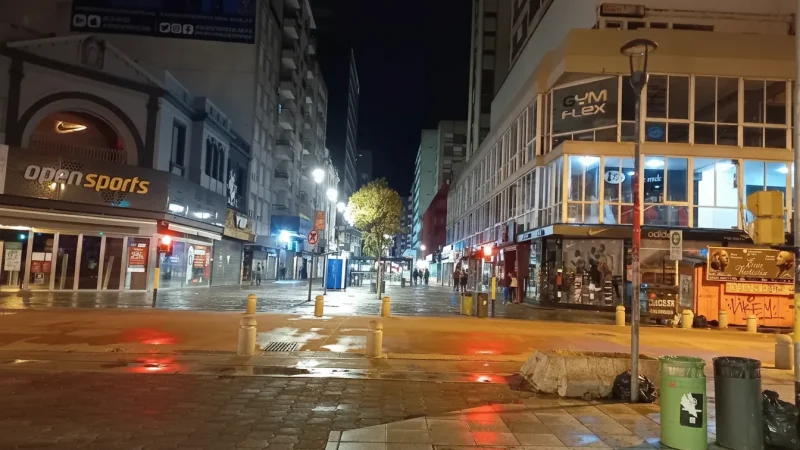 07. San Martín Street – City center shopping(1)