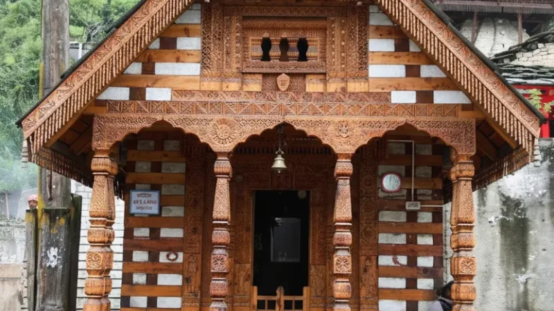 07. Vashisht Temple & Hot Springs – Natural hot water springs_(1)