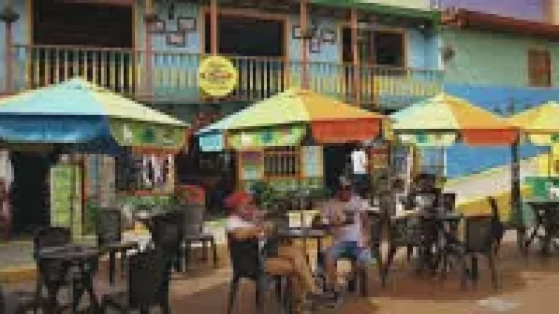 08 8 Local Cafés – Traditional food spots(5)