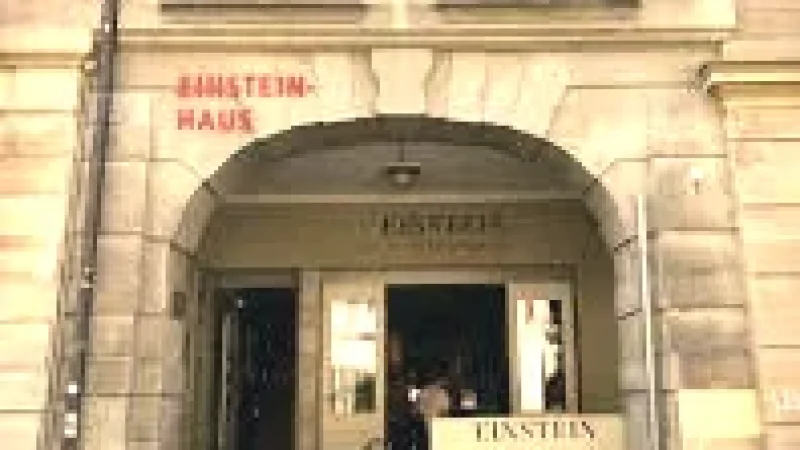 08 Einstein House(5)