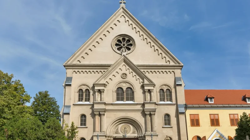 08) Parish Church(2)