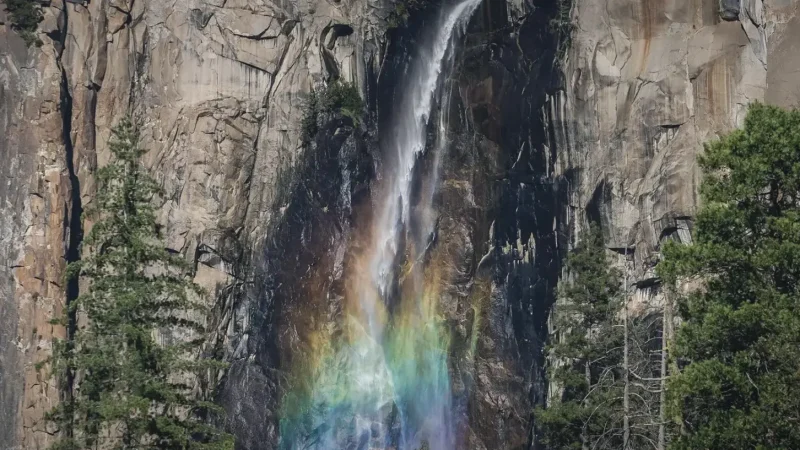08) Rainbow Falls(4)