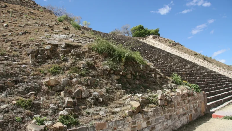 08) Stone Stairways(1)