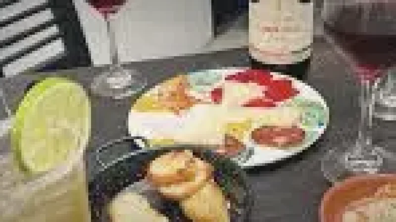 08 Traditional Cafés – Local food spots(3)