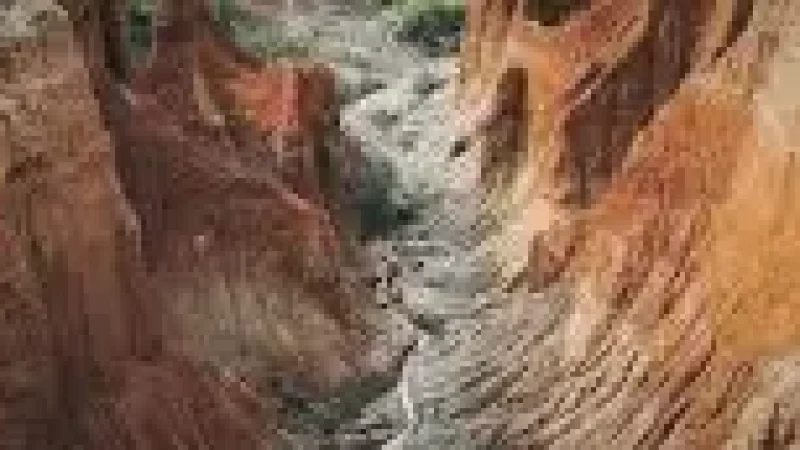 09 9 Dry Riverbeds ‒ Natural formations(6)