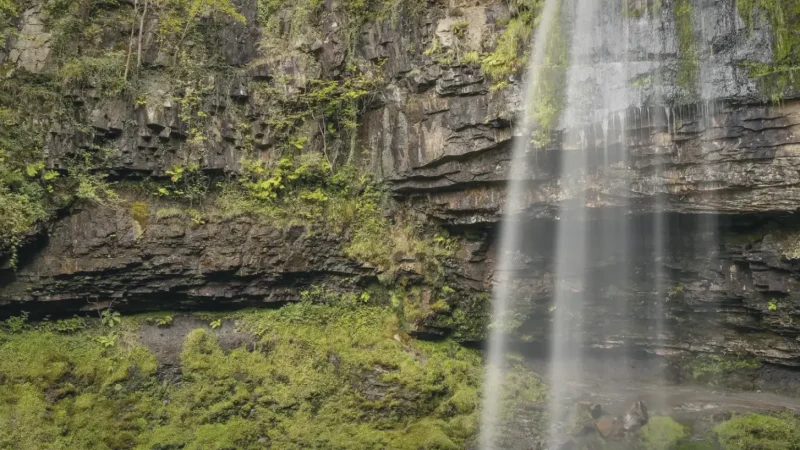 09) Henrhyd Falls(1)