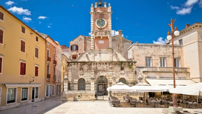 09) People’s Square(2)