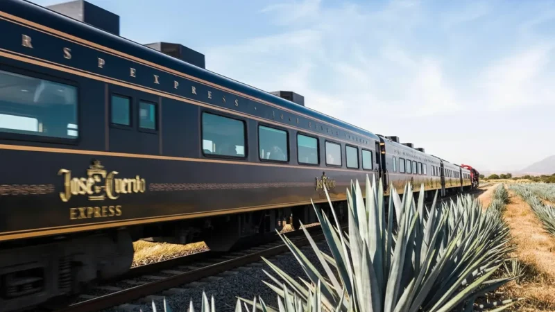 09) Tequila Train Station(4)