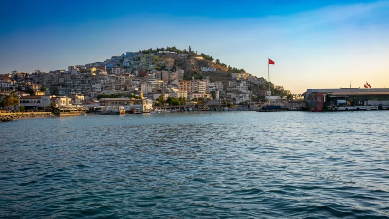 09. Didim Marina – Boats, cafés, and seaside views_(3)