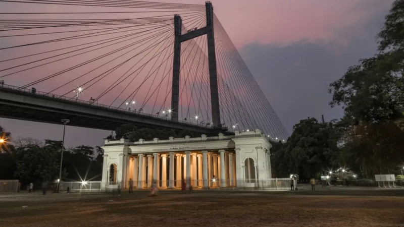09. Prinsep Ghat – A scenic riverside promenade_(1)