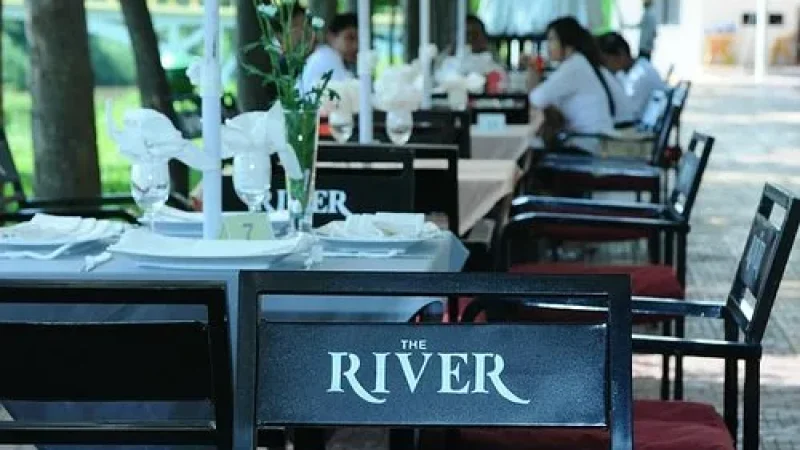 1 Battambang Riverside – Calm walks and cafés(5)