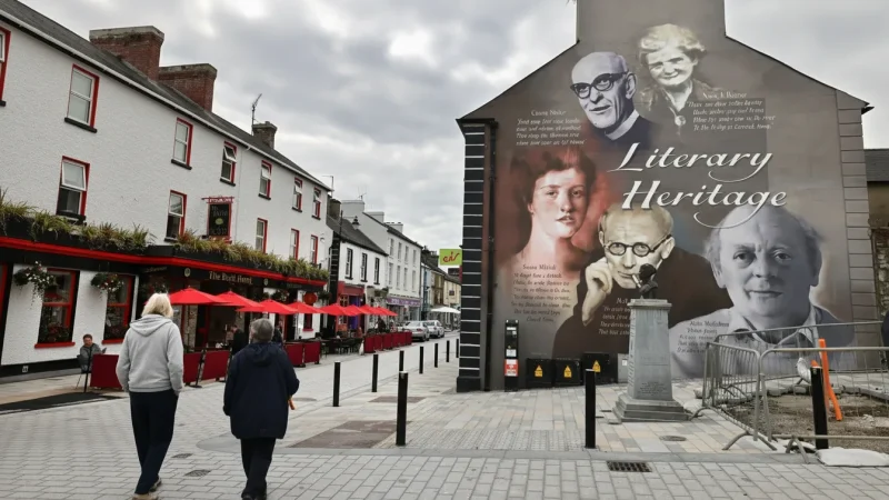 1) Carrick-on-Shannon(4)