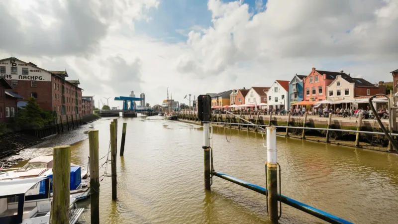 1) Husum Harbour(6)