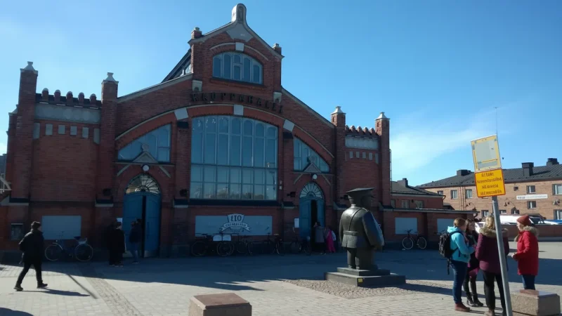 1 Oulu Market Hall – Local food and daily life(6)