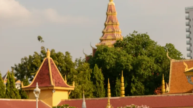 1 Royal Palace – Official royal residence and landmark(5)