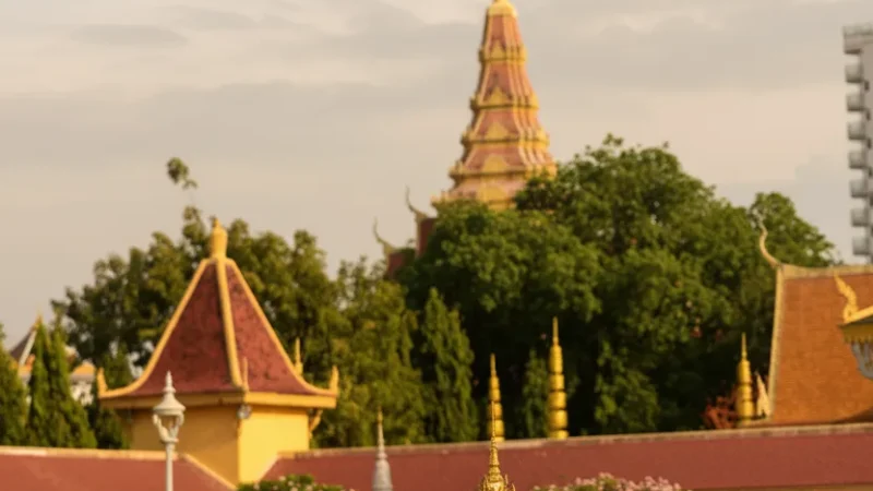 1 Royal Palace – Traditional Khmer royal residence(6)