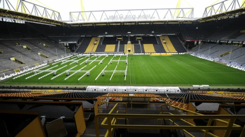 1. Signal Iduna Park(1)