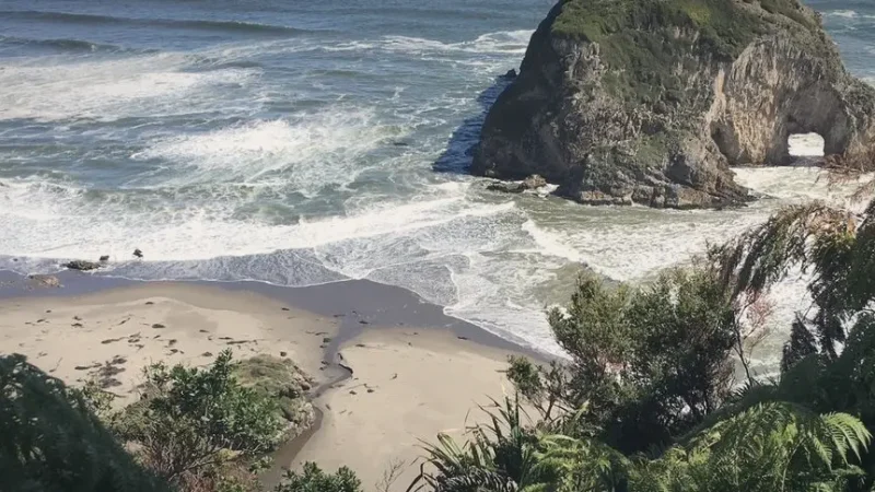 10) Coastal Walking Trails(2)