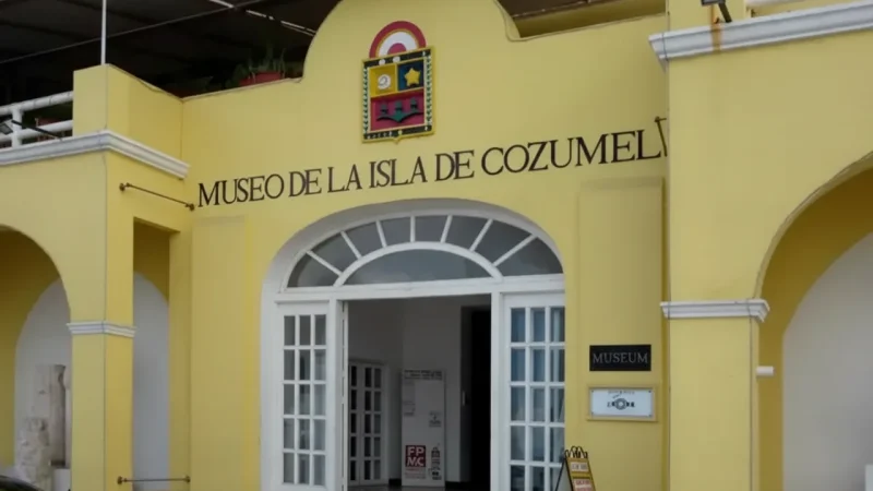 10) Cozumel Museum(3)