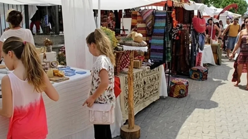 10) Handicraft Markets(4)