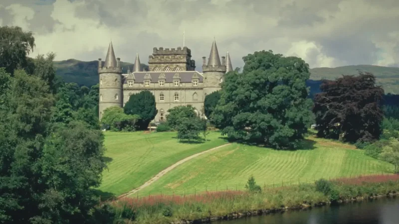 10) Inveraray Castle(3)