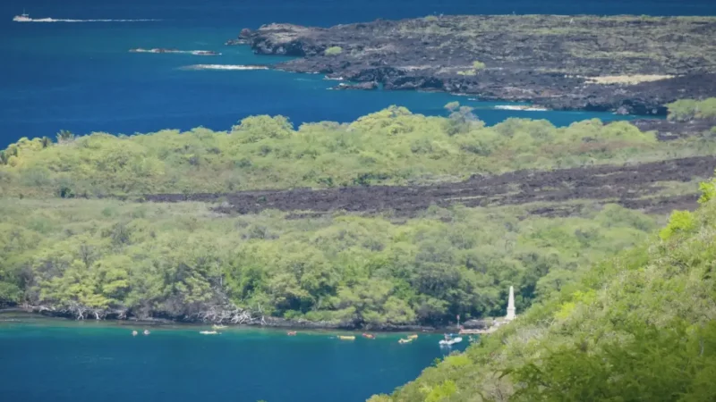 10) Kealakekua Bay(6)