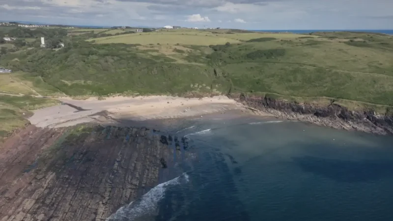10) Manorbier Beach(1)
