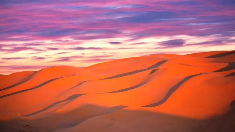 10) Nearby Sand Dunes(6)