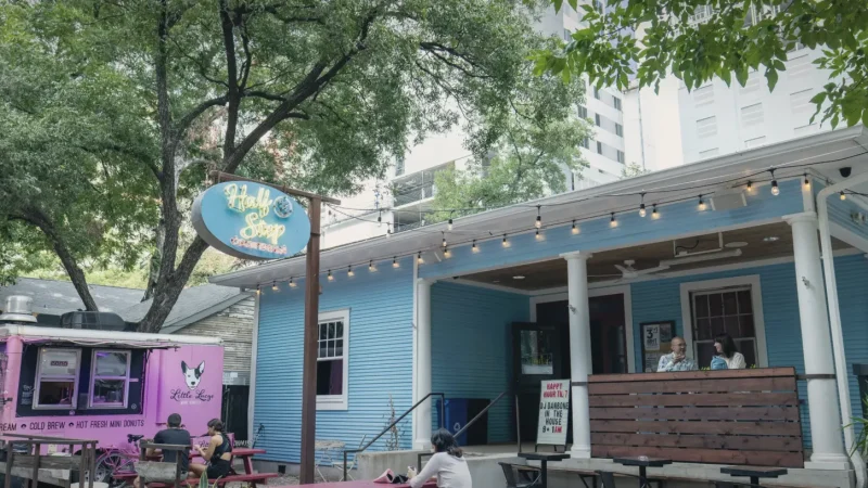 10) Rainey Street Historic District(4)