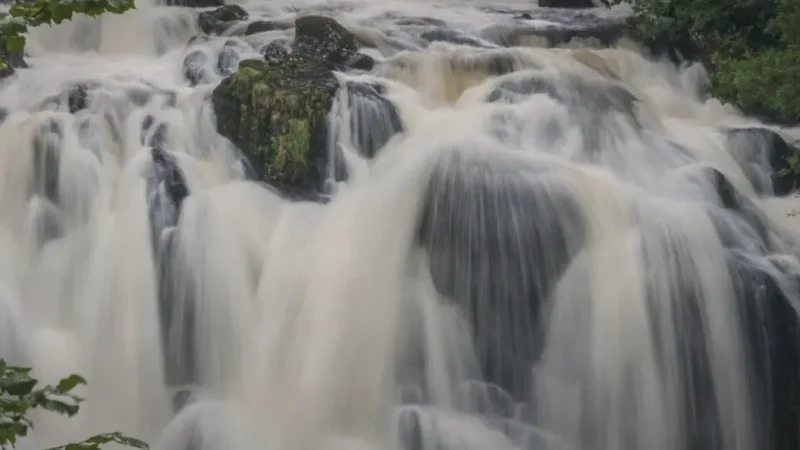 10) Swallow Falls(1)