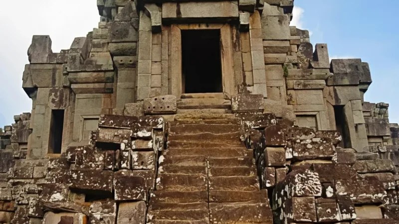 10 Ta Keo – Massive unfinished structure(4)