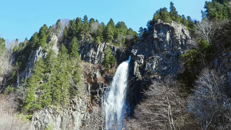 10. Asikoglu Waterfall – A natural small waterfall_(1)