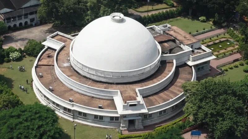 10. Birla Planetarium(4)