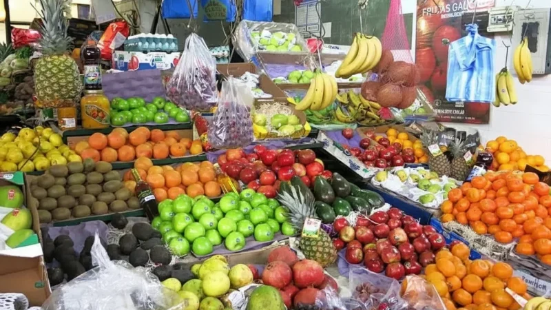 10. Central Market – Local food market(1)