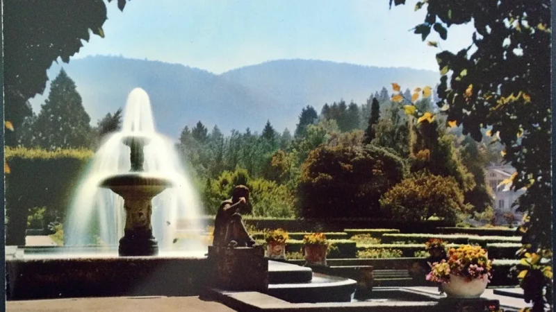 10. Gönneranlage Gardens(5)