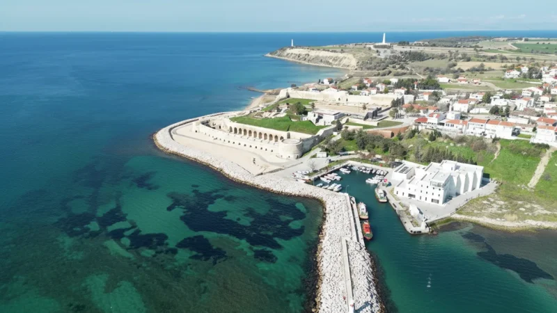 10. Seddülbahir Fort – Historic ruins overlooking the sea_(1)
