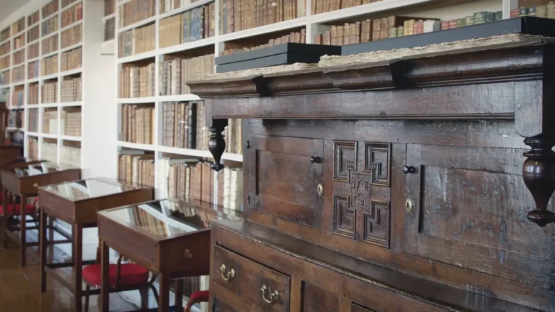 11) Armagh Robinson Library(1)