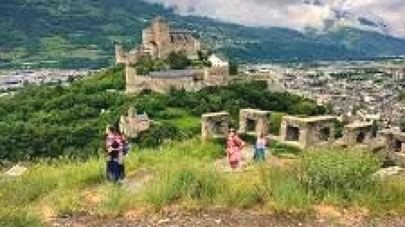 11 Castle Hill Viewpoints(3)