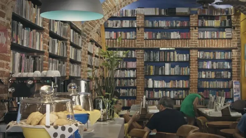 11 Historic Bookstores – Cultural reading spots(1)