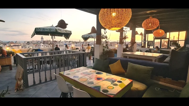 11) Oceanfront Cafés(5)