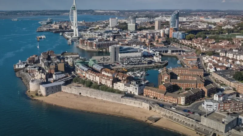 11) Portsmouth Harbour(3)